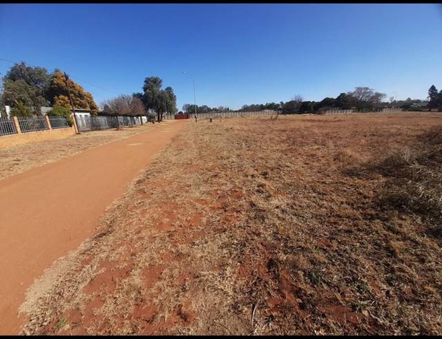 LAND FOR SALE IN KOOKRUS